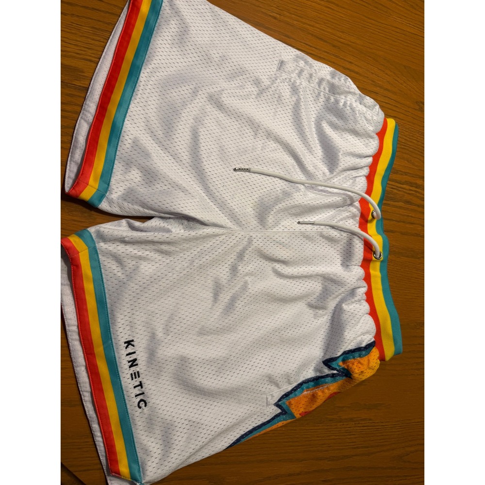 Mens medium kinetic kings shorts 5 in inseam